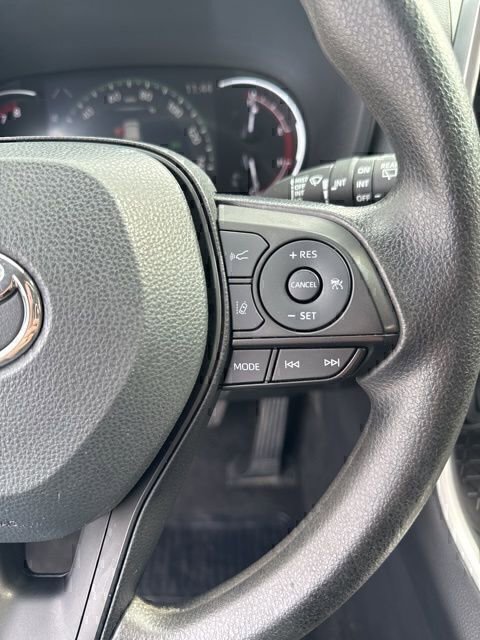 Certified 2024 Toyota RAV4 XLE image 21