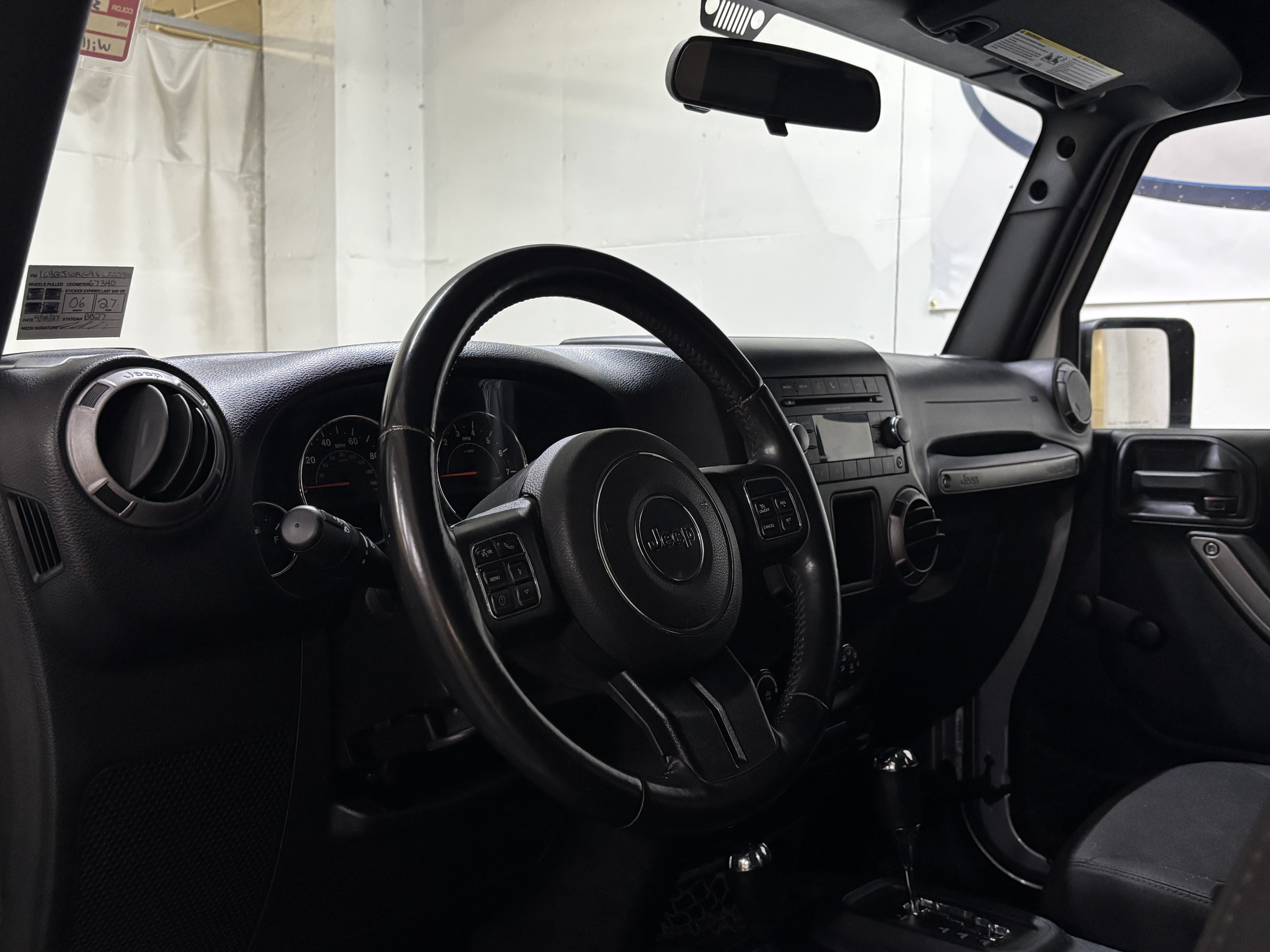 Used 2015 Jeep Wrangler Sport AWD/4WD image 12