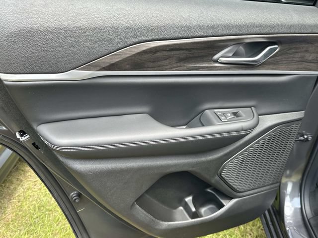 New 2026 Jeep Grand Cherokee Altitude AWD/4WD image 19