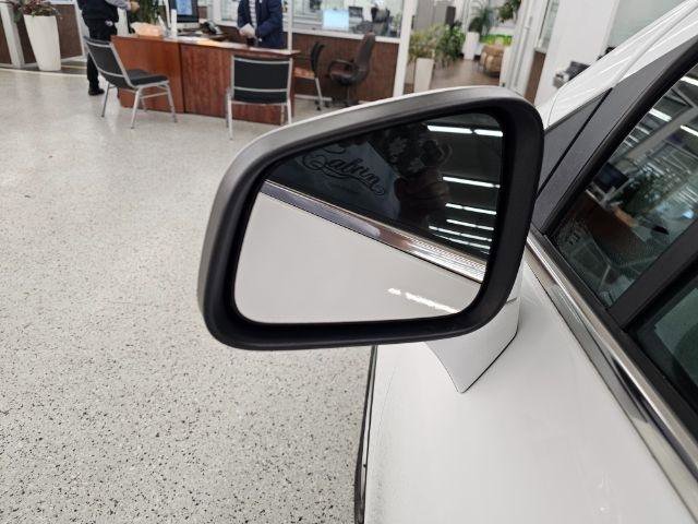 Used 2015 Chevrolet Trax LT w/ LPO, Cargo Package AWD/4WD image 37