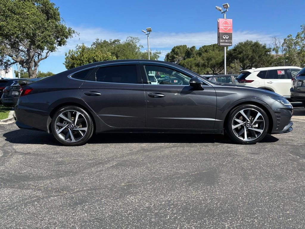 Used 2021 Hyundai Sonata SEL Plus FWD image 2