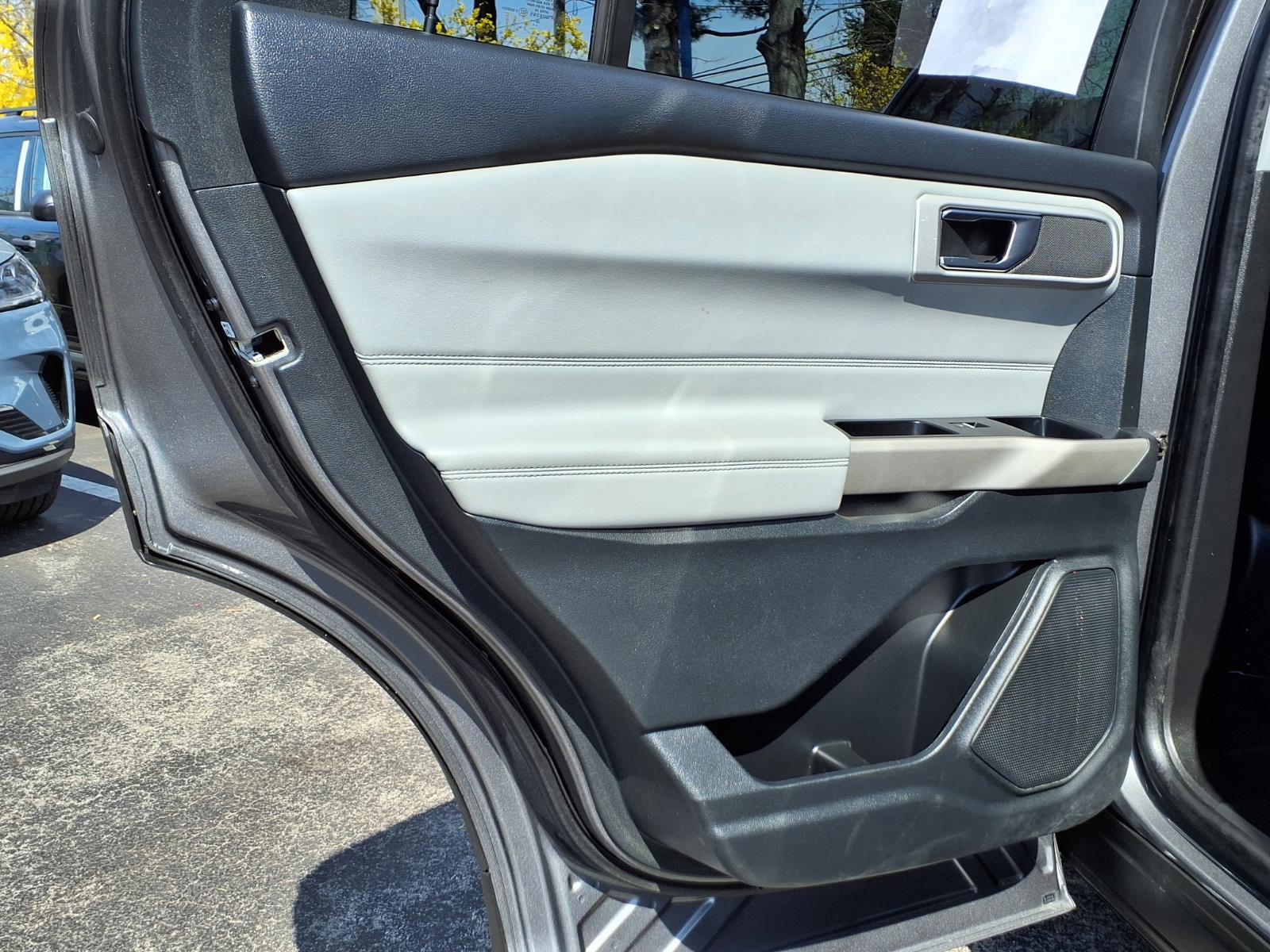 Certified 2023 Ford Explorer XLT w/ Equipment Group 202A image 21