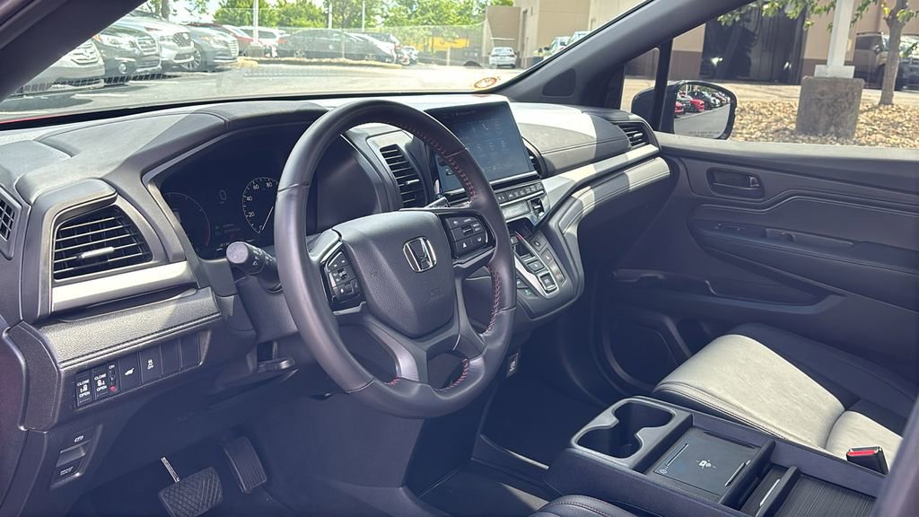 Used 2025 Honda Odyssey Sport-L image 22