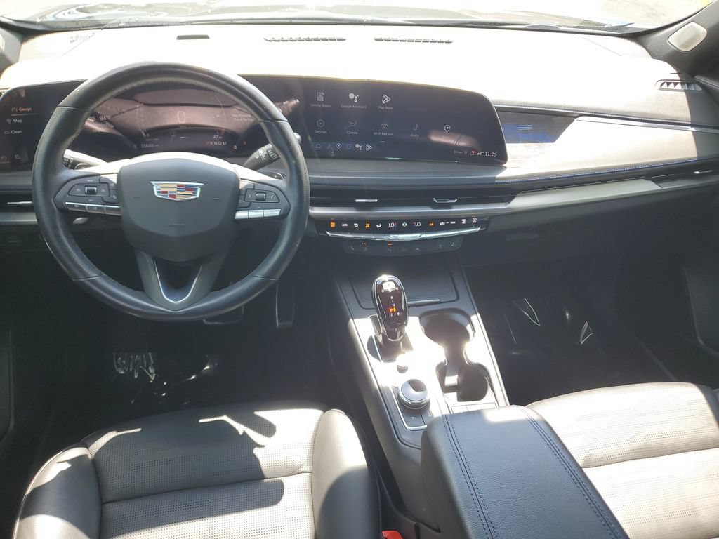 Certified 2024 Cadillac XT4 Sport FWD image 17