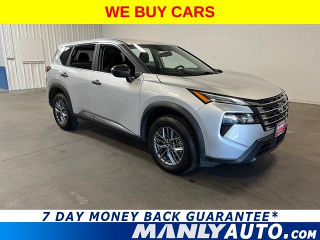 Used 2024 Nissan Rogue S AWD/4WD image 1