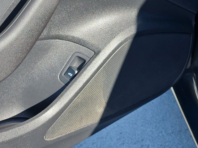Used 2016 Audi A3 1.8T Premium FWD image 24