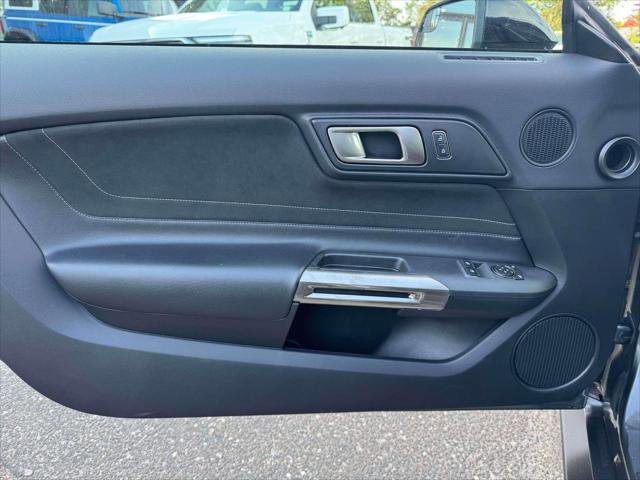 Used 2017 Ford Mustang Shelby GT350 w/ Electronics Package RWD image 17