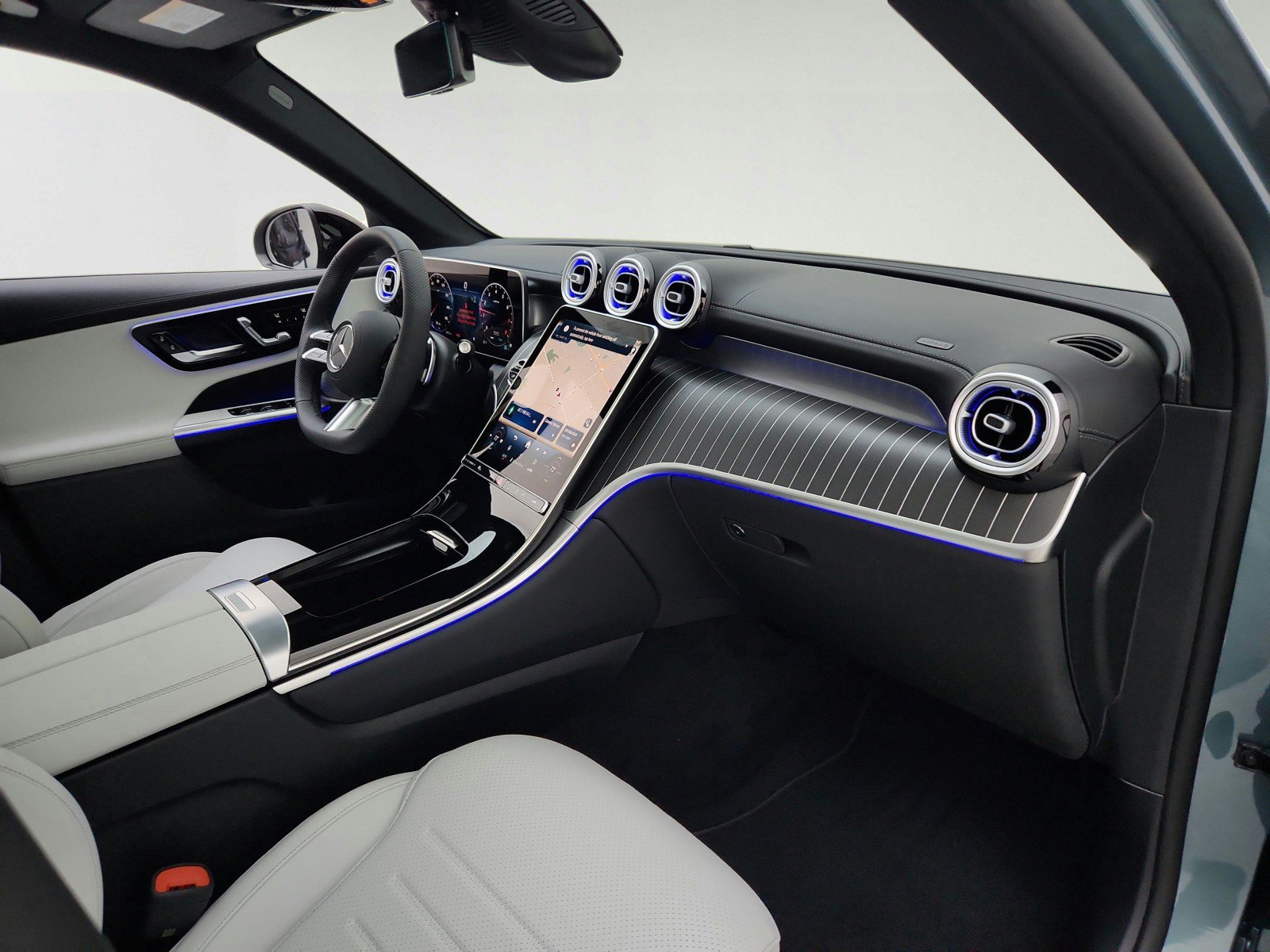 New 2027 Mercedes-Benz GLC 300 image 25