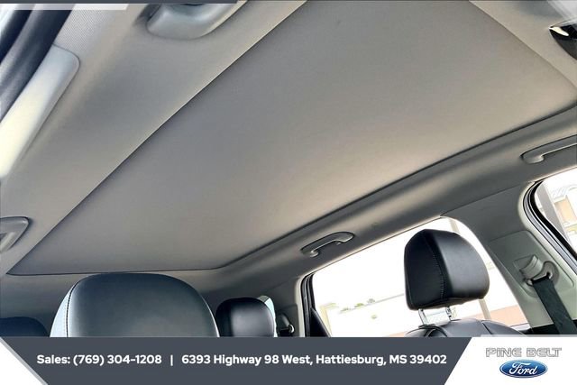 Used 2023 Kia Sorento SX image 16