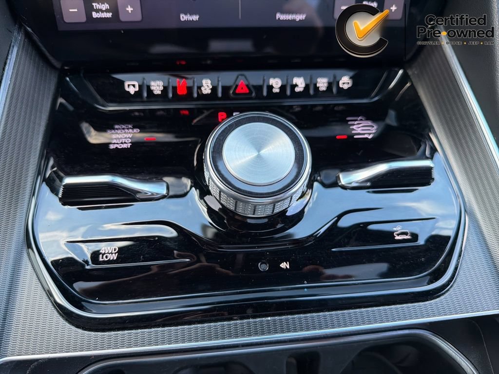 Certified 2023 Jeep Grand Wagoneer Series II AWD/4WD image 81