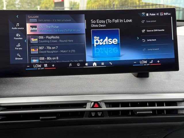 Used 2026 BMW iX xDrive60 w/ M Sport Package image 28