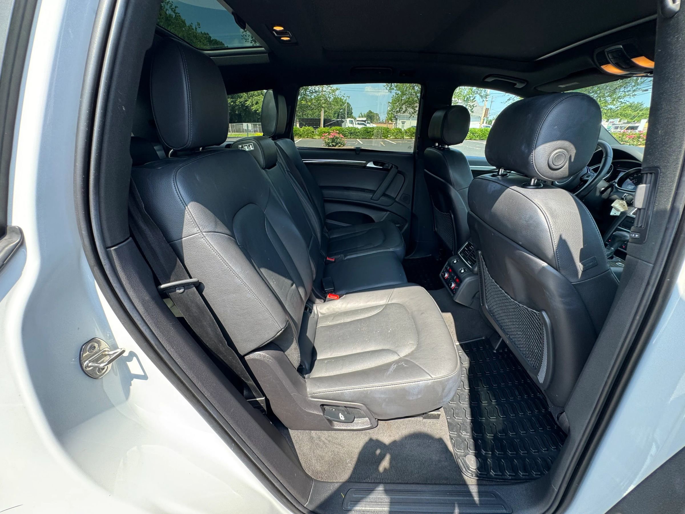 Used 2015 Audi Q7 3.0T S line Prestige w/ Sport Edition image 16