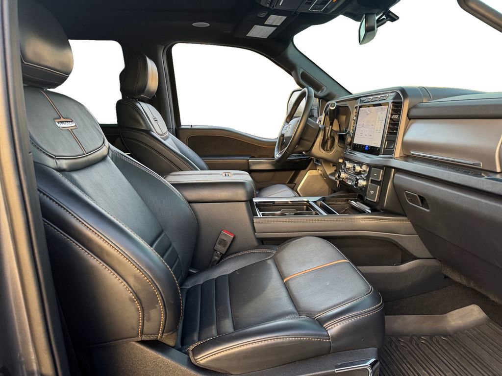 Used 2024 Ford F350 Platinum w/ FX4 Off-Road Package image 20