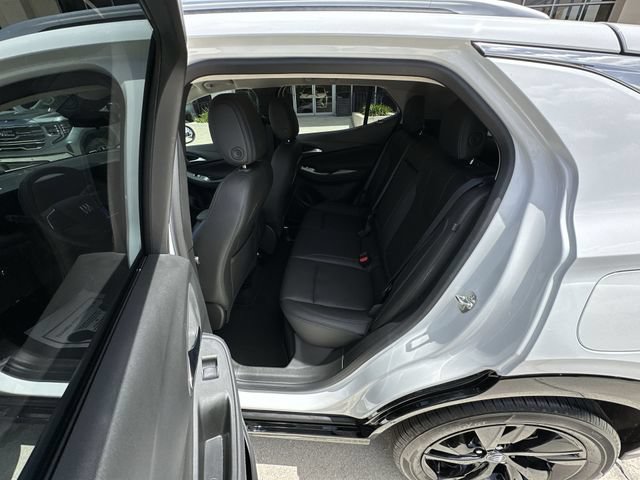 Certified 2025 Buick Encore GX Sport Touring w/ Advanced Technology Package FWD image 29