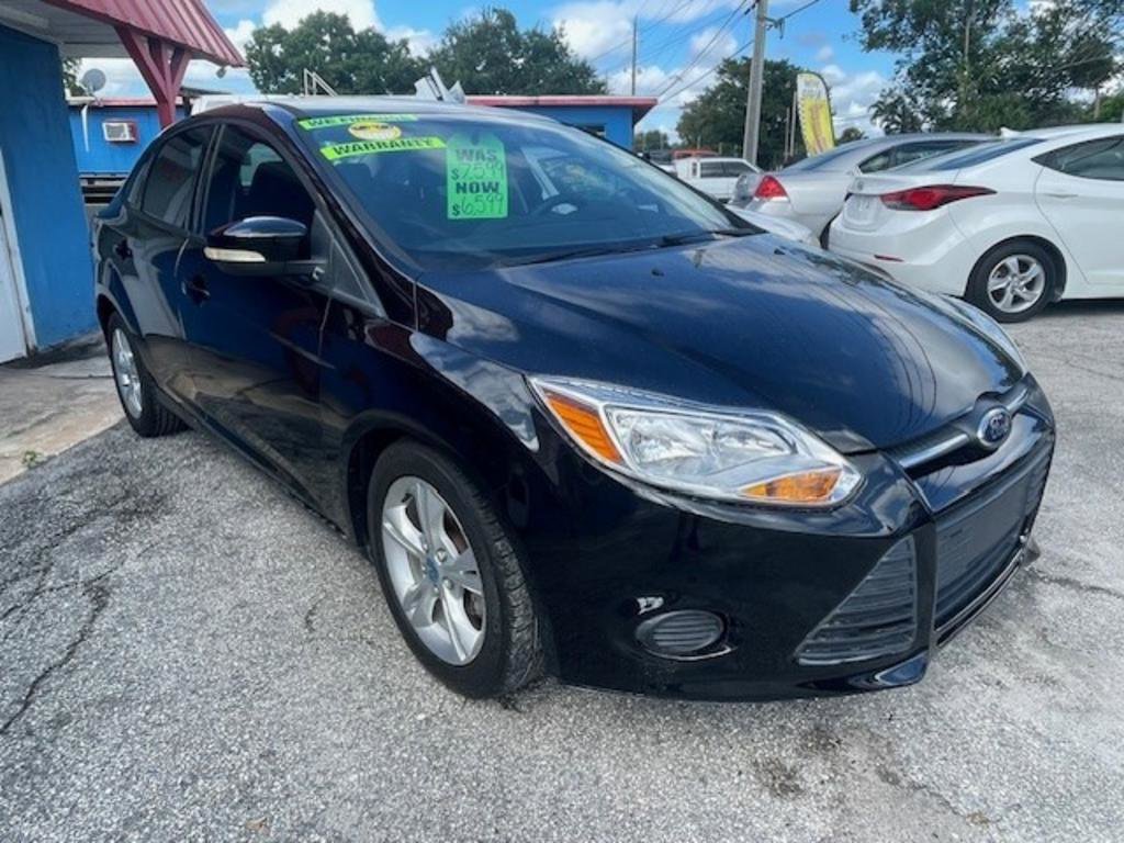 Used 2013 Ford Focus SE image 1