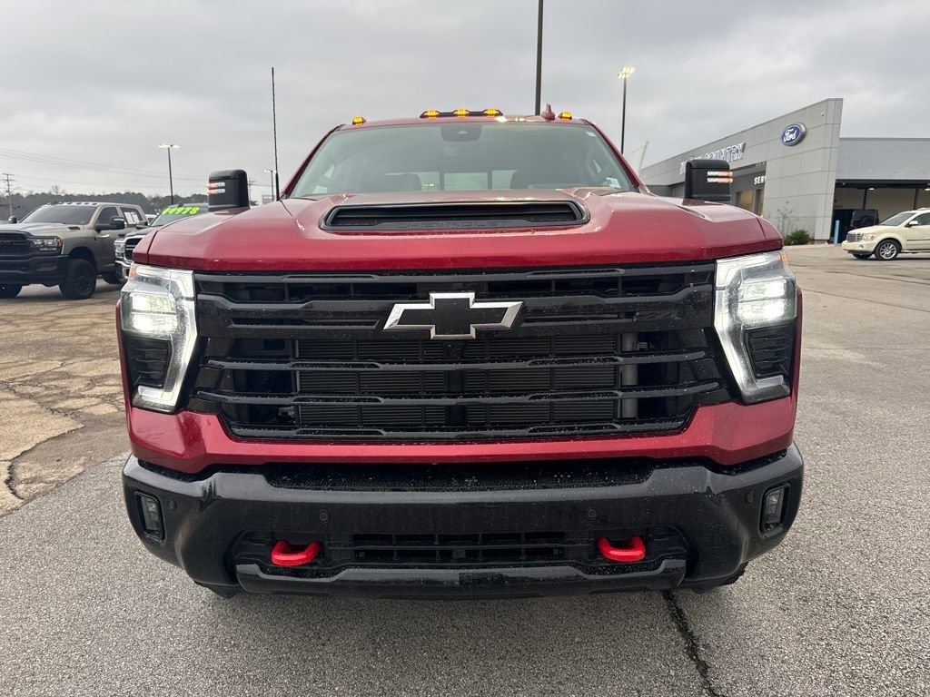 Used 2025 Chevrolet Silverado 2500 LTZ w/ LTZ Plus Package image 10
