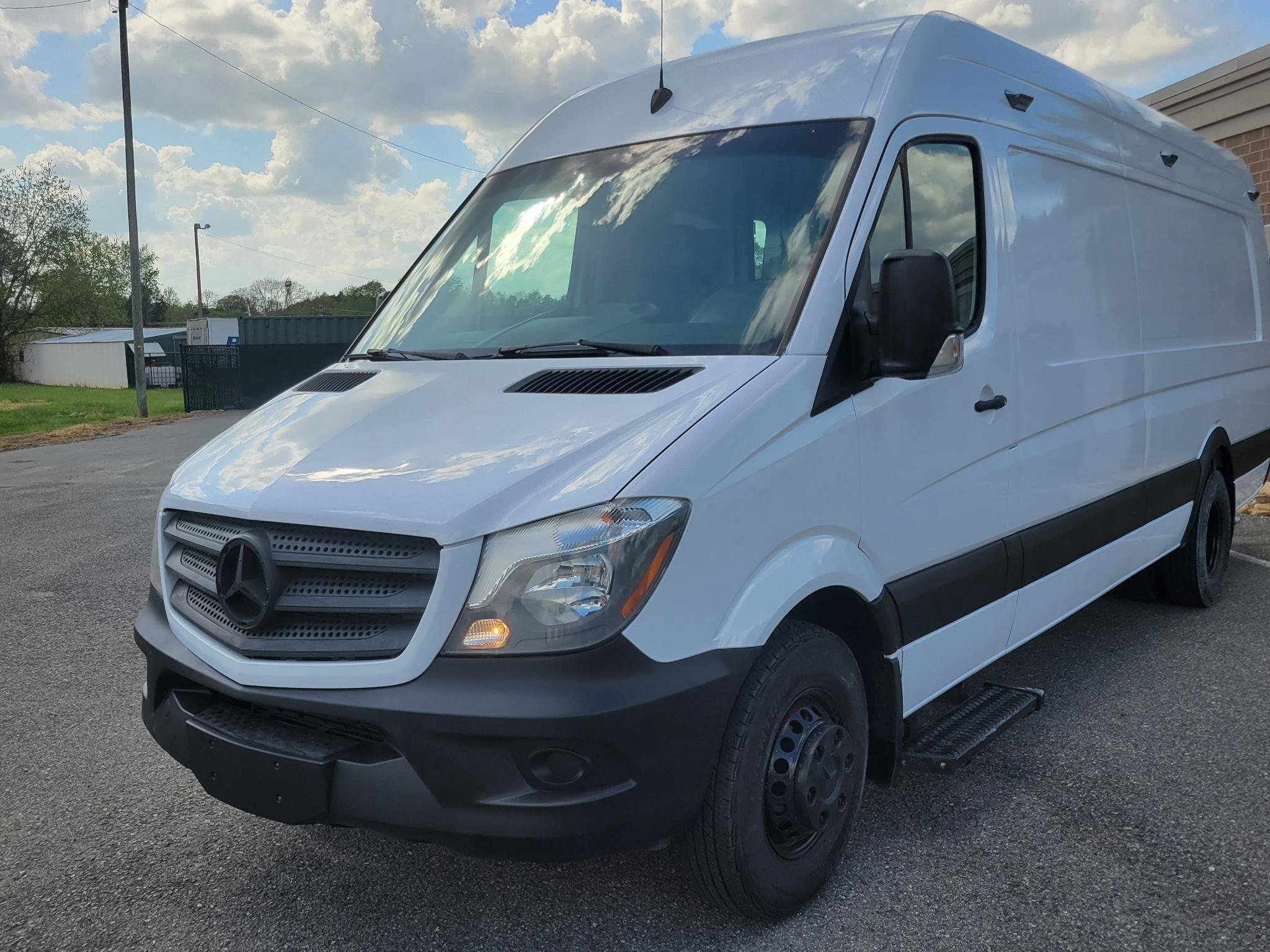 Used 2015 Mercedes-Benz Sprinter 3500 w/ Cargo Protection Package image 6