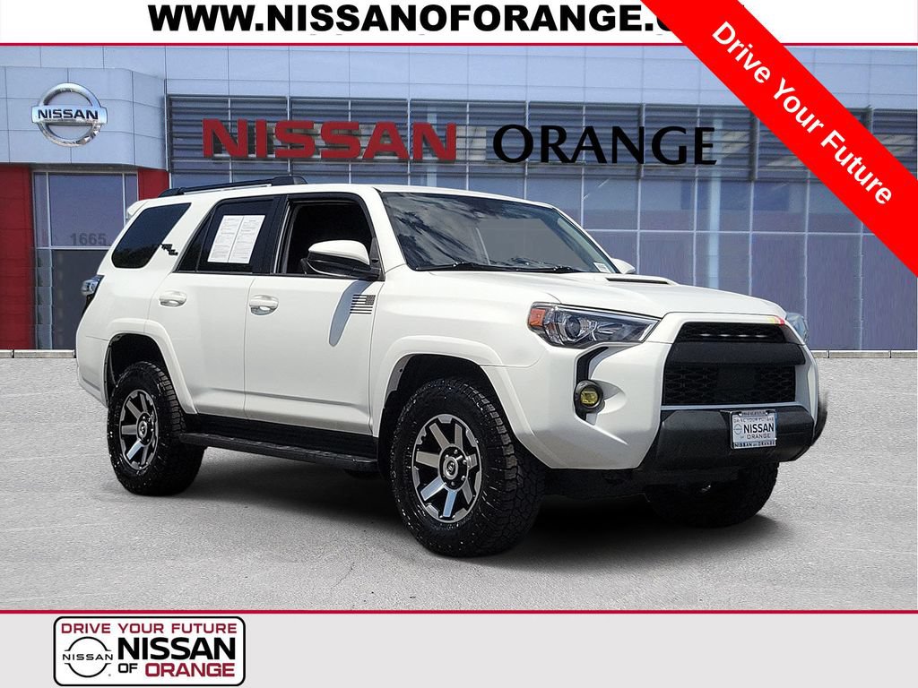 Used 2022 Toyota 4Runner TRD Off-Road AWD/4WD image 1