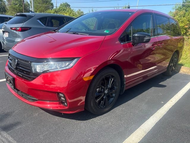 Used 2024 Honda Odyssey Sport image 3