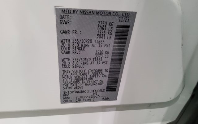 Used 2024 Nissan Pathfinder Platinum image 42