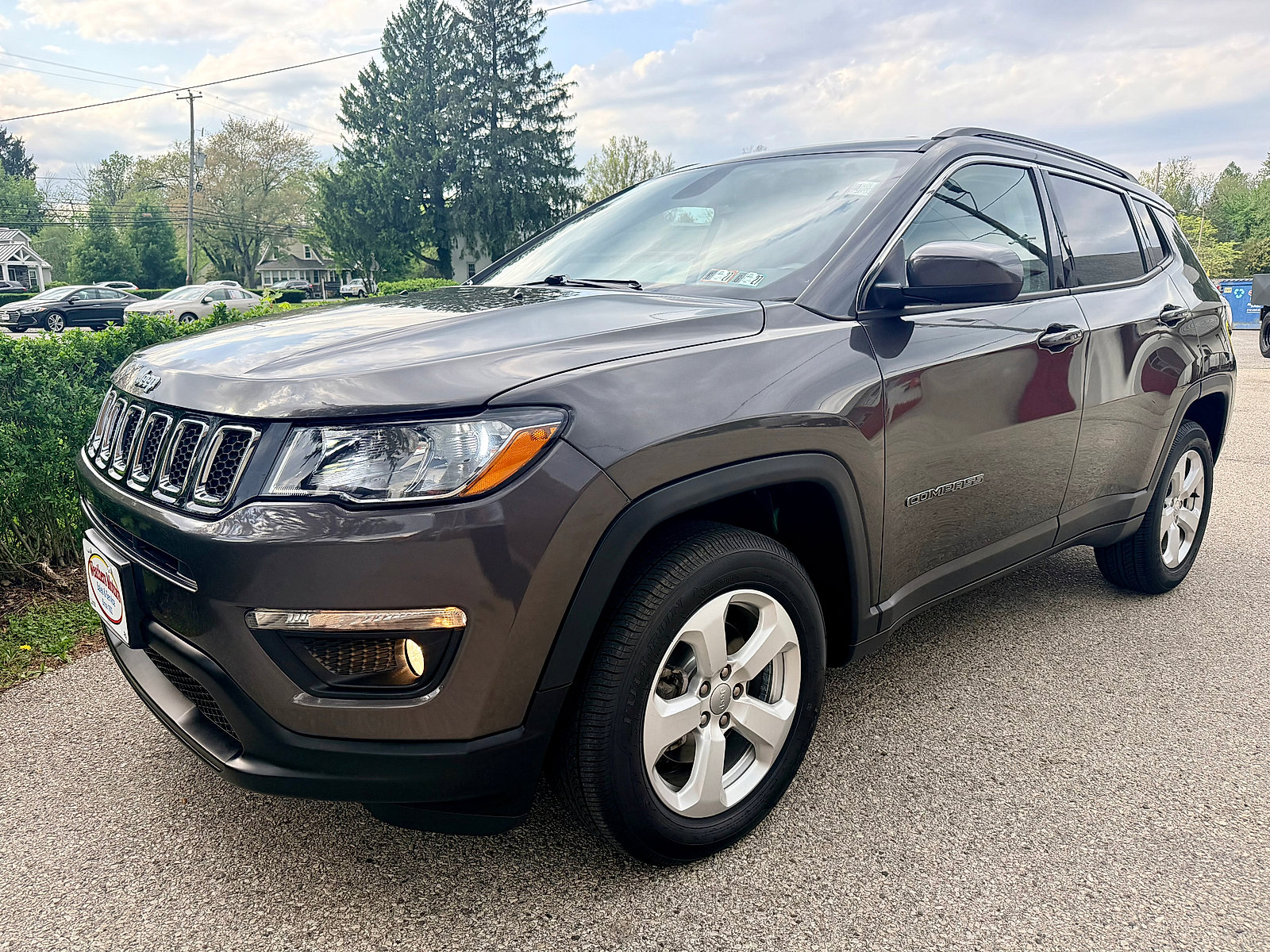 Used 2019 Jeep Compass Latitude w/ Cold Weather Group AWD/4WD image 8