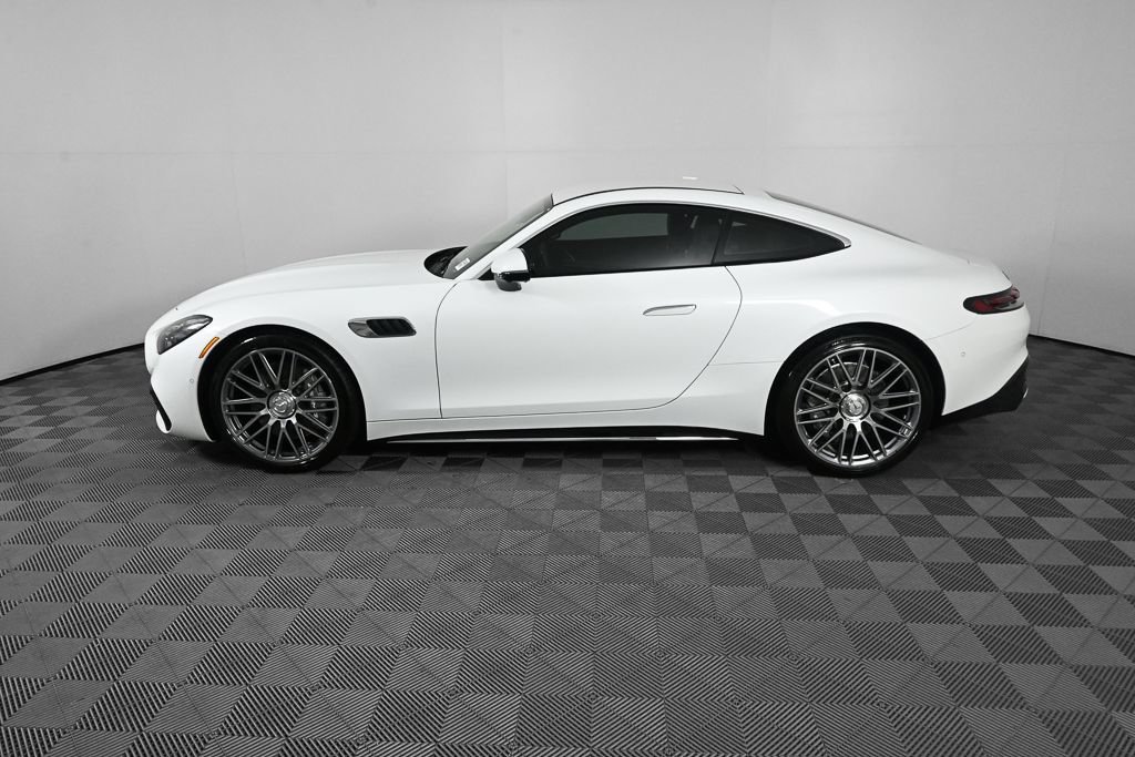 Certified 2025 Mercedes-Benz AMG GT 43 image 3