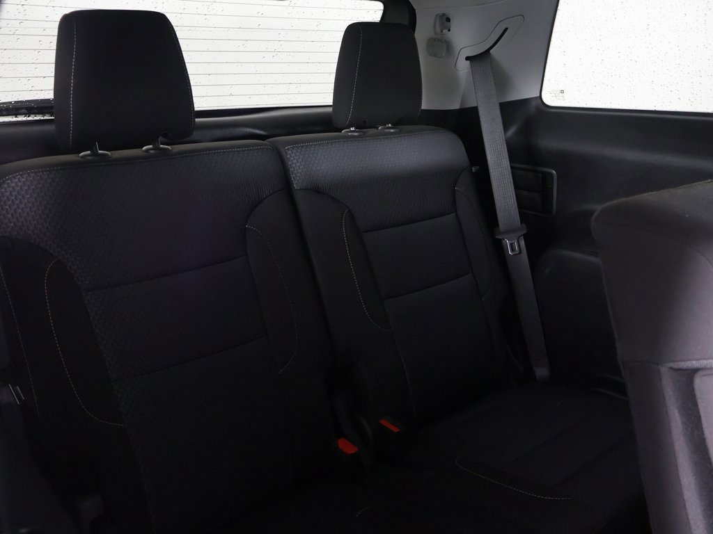 Used 2023 GMC Acadia SLE w/ Driver Convenience Package image 37