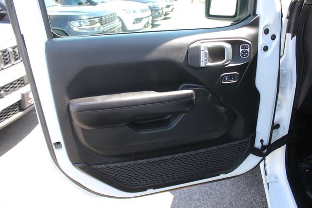 Used 2019 Jeep Wrangler Unlimited Sport S AWD/4WD image 16