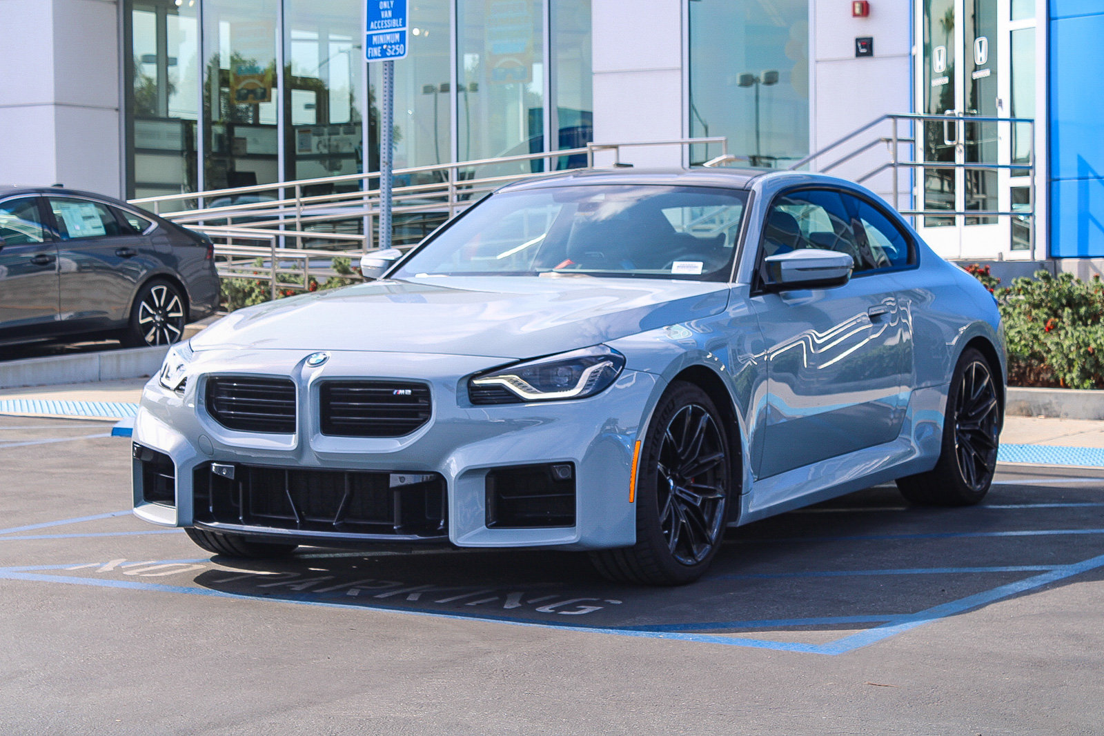 Used 2024 BMW M2 w/ M Driver's Package RWD image 3