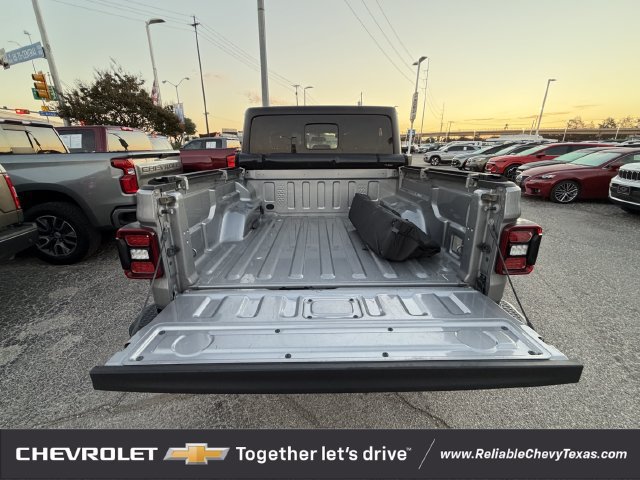 Used 2021 Jeep Gladiator Sport AWD/4WD image 31