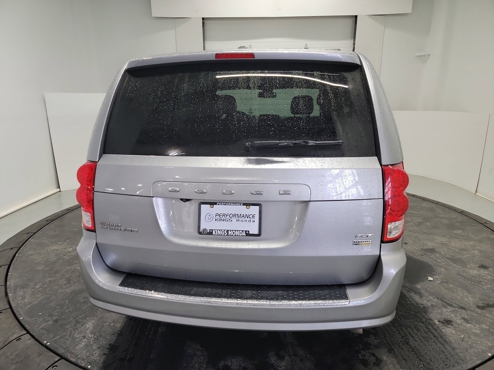 Used 2018 Dodge Grand Caravan GT image 8