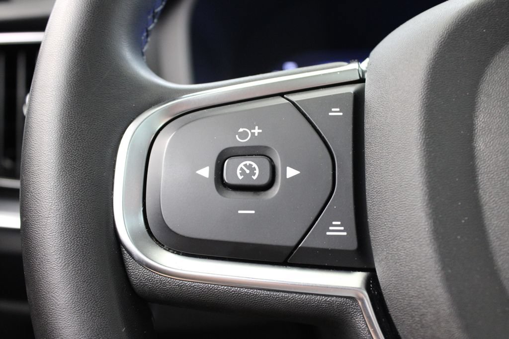 Certified 2024 Volvo S60 B5 Core FWD image 28