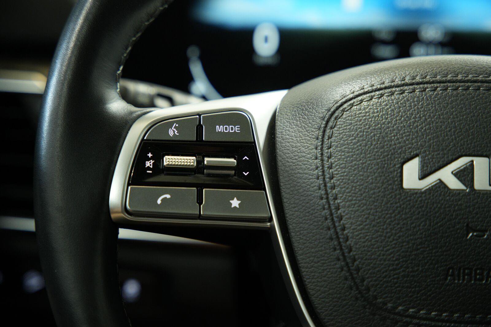 Used 2025 Kia Telluride SX AWD/4WD image 41