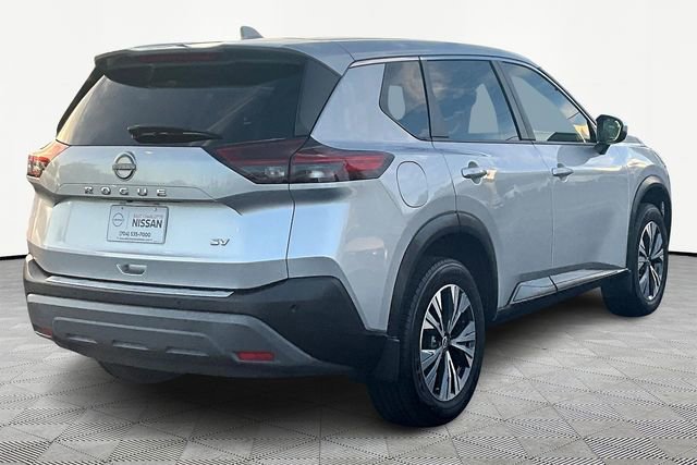 Used 2022 Nissan Rogue SV image 5