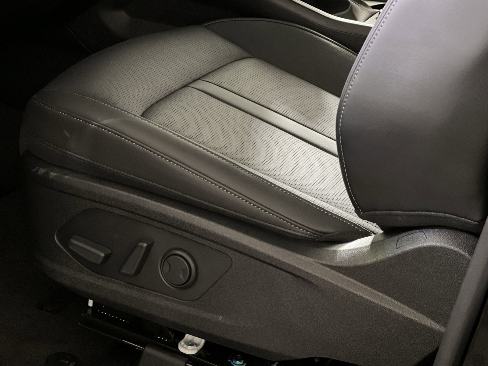 New 2026 Kia Sorento X-Line EX image 12