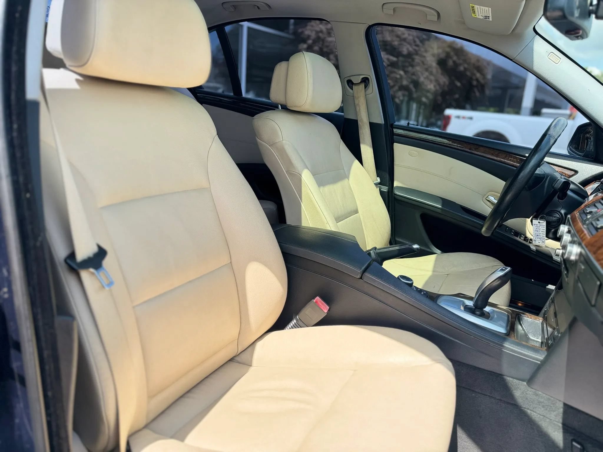 Used 2010 BMW 528i xDrive Sedan AWD/4WD image 41