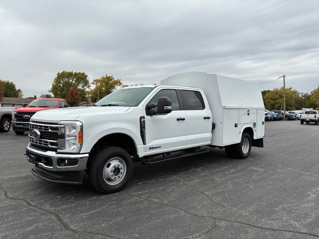 Used 2023 Ford F350 XL w/ Snow Plow Prep Package image 1