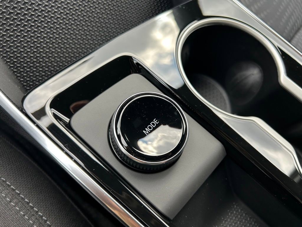 New 2026 Chevrolet Equinox LT w/ Midnight Edition image 31