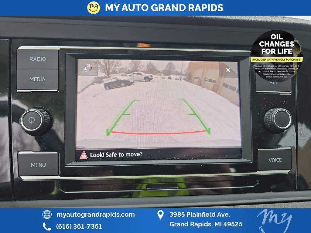 Used 2024 Volkswagen Jetta SE image 21