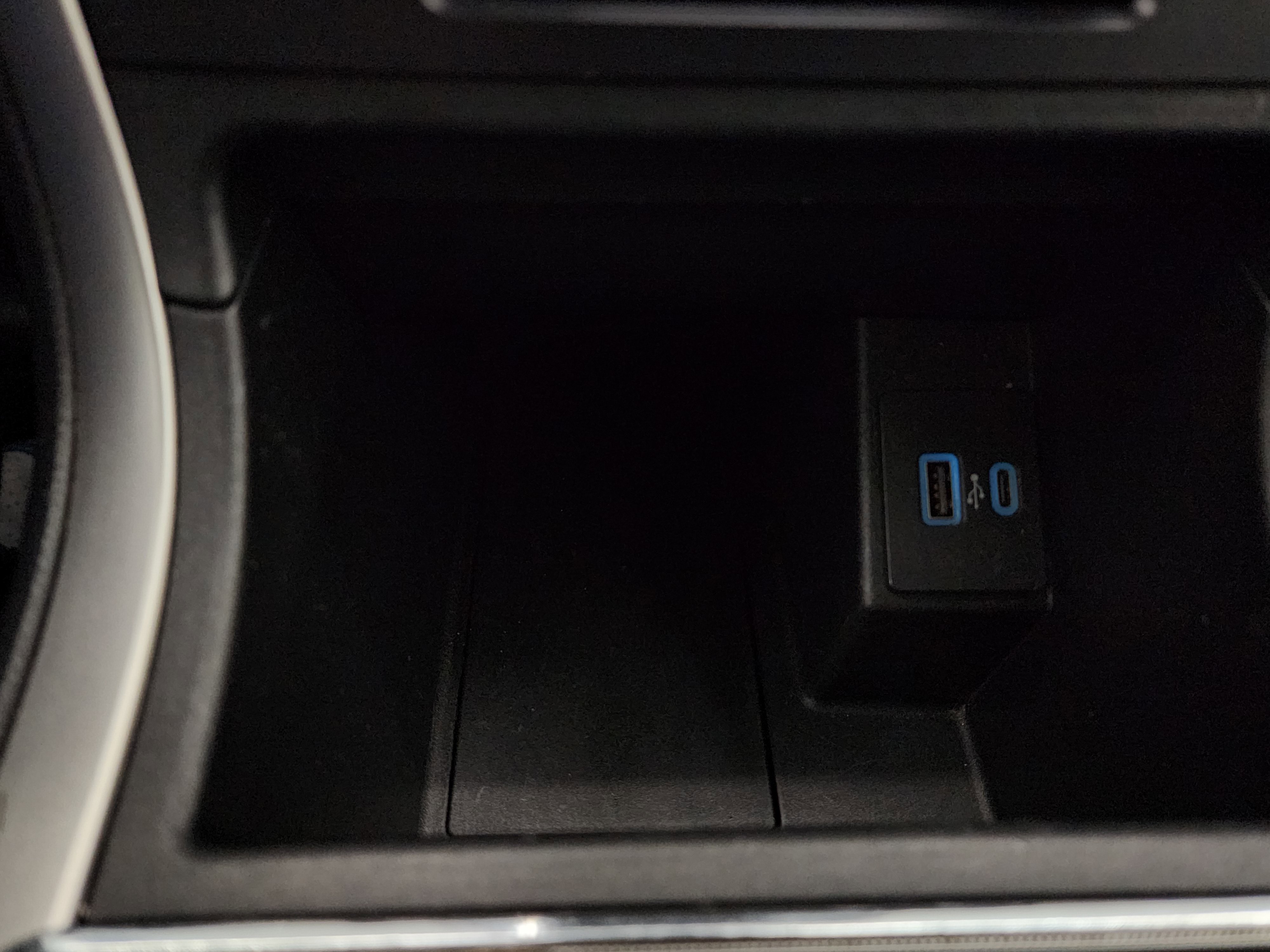 Used 2022 Ford Edge SEL image 50