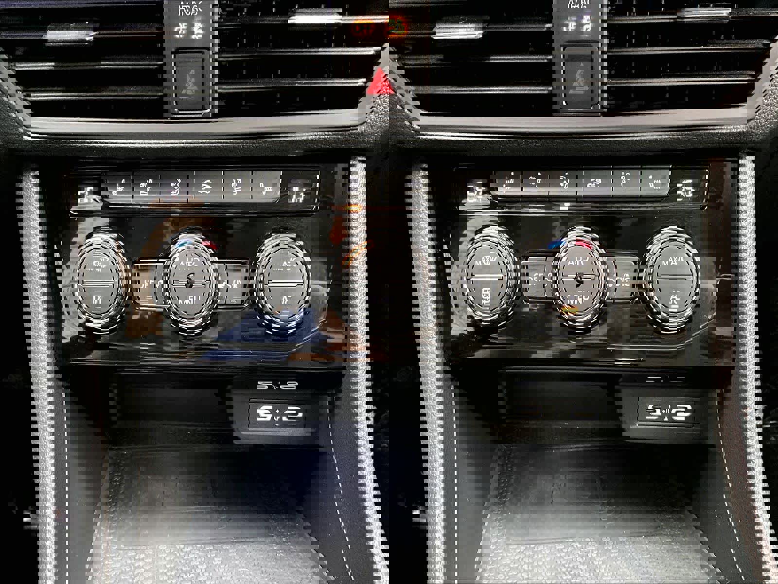 Used 2024 Volkswagen Jetta SEL image 36