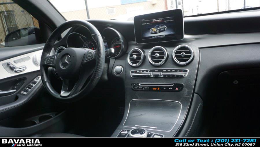 Used 2019 Mercedes-Benz GLC 300 4MATIC Coupe image 10