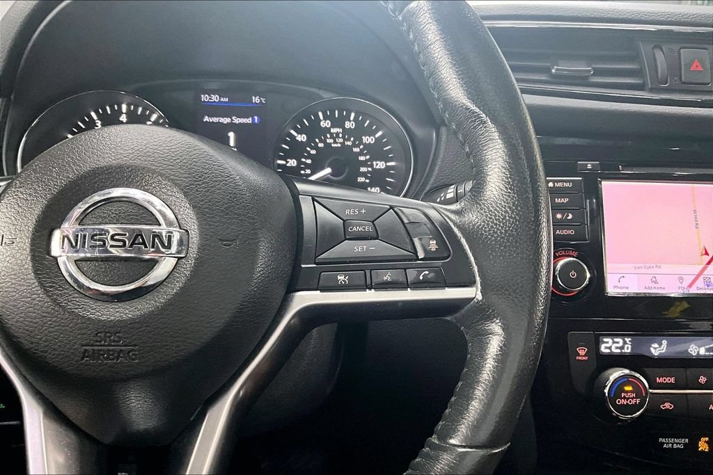 Used 2018 Nissan Rogue SL AWD/4WD image 12