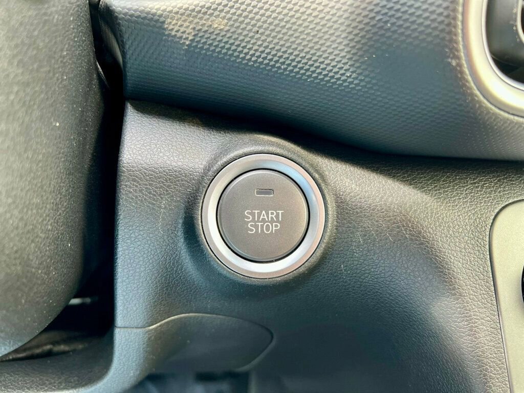 Used 2022 Hyundai Kona SEL w/ Convenience Package FWD image 21