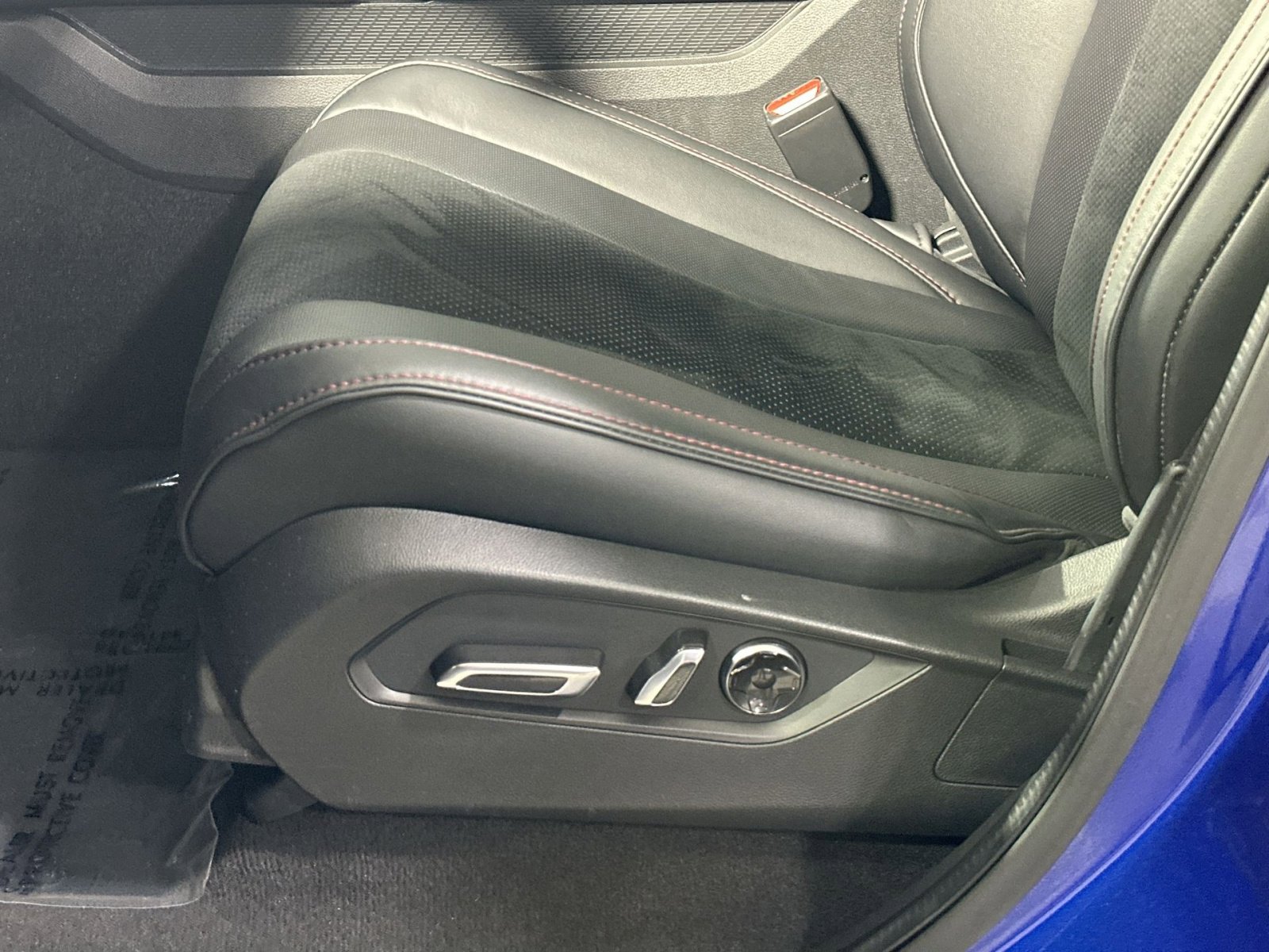 Used 2023 Acura MDX A-Spec image 14