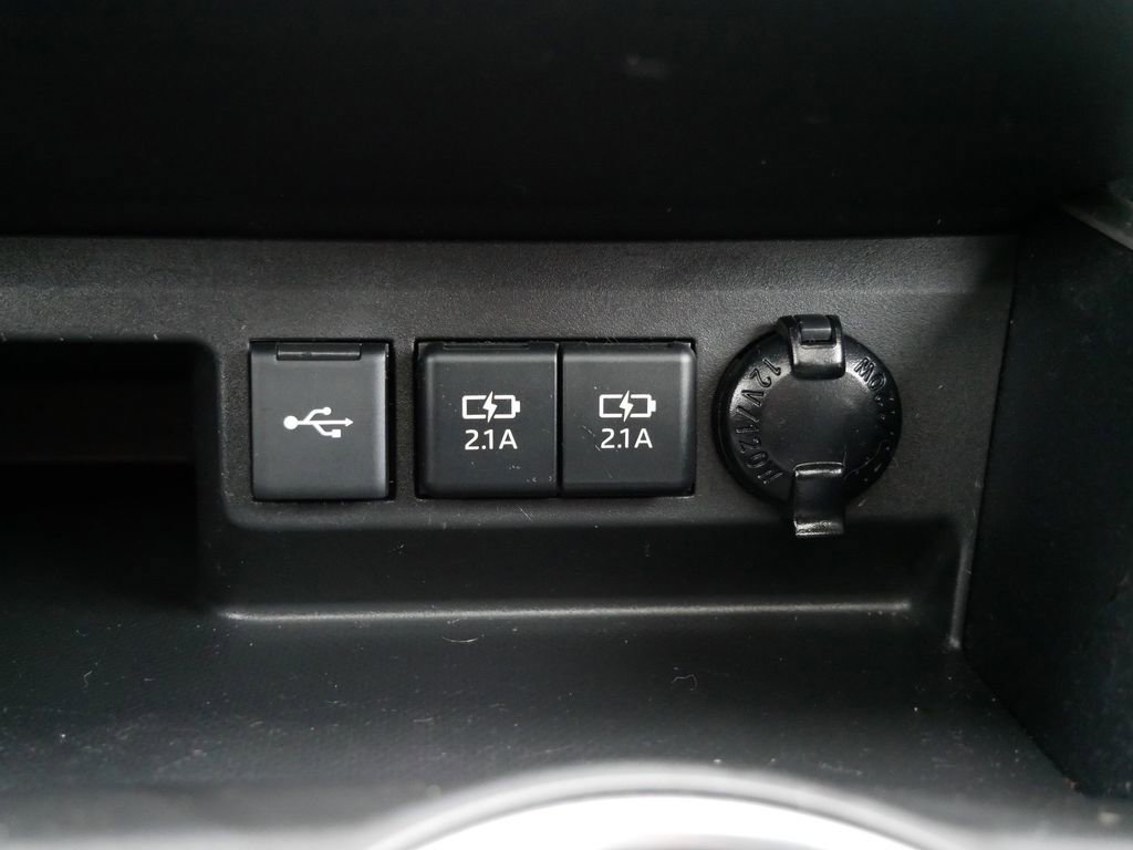 Used 2021 Toyota Highlander XLE image 48