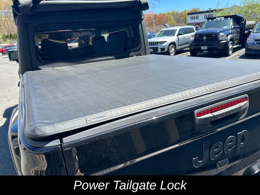 Used 2022 Jeep Gladiator Willys AWD/4WD image 28