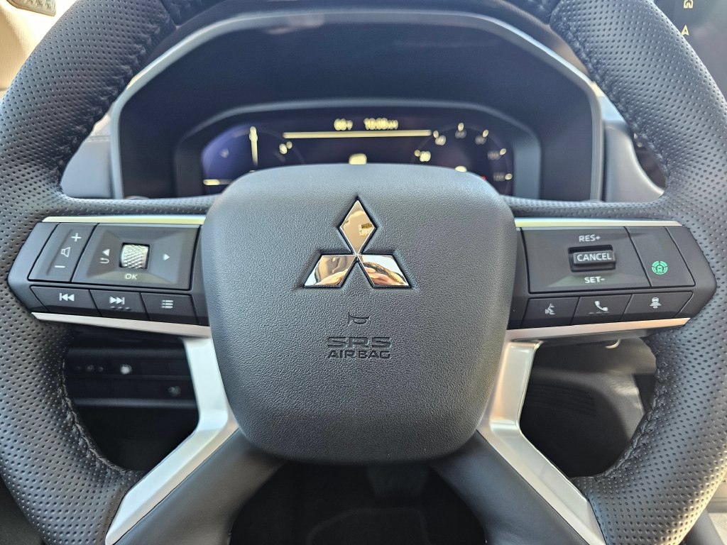 New 2026 Mitsubishi Outlander SE AWD/4WD image 19