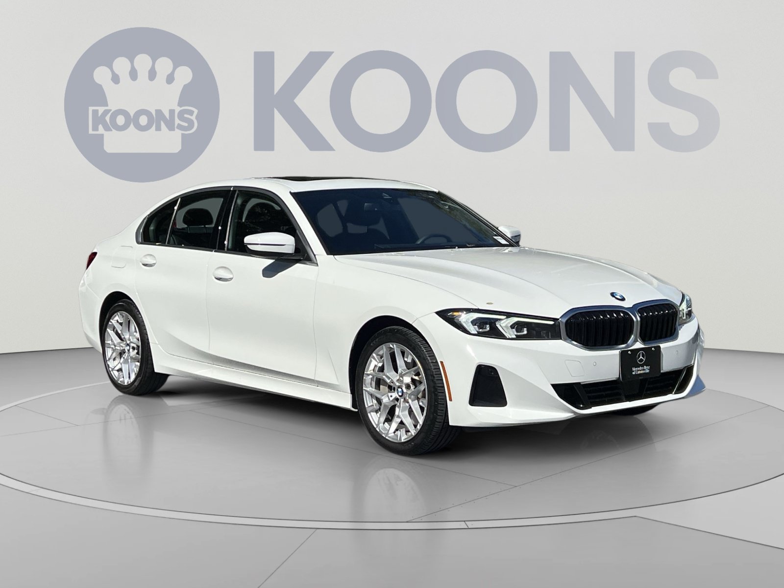 Used 2025 BMW 330i xDrive Sedan AWD/4WD image 2
