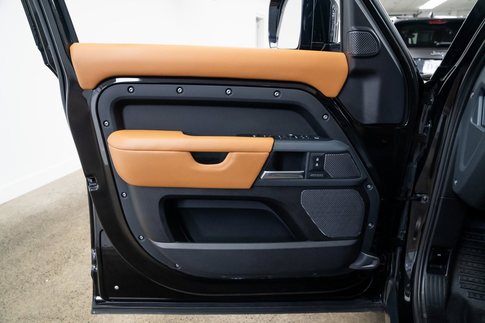 Used 2021 Land Rover Defender 110 X image 17